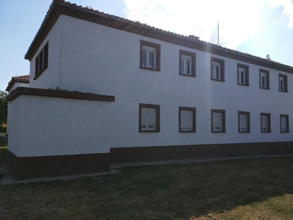 Residencial El Cuartel Hostel Granon Exterior photo